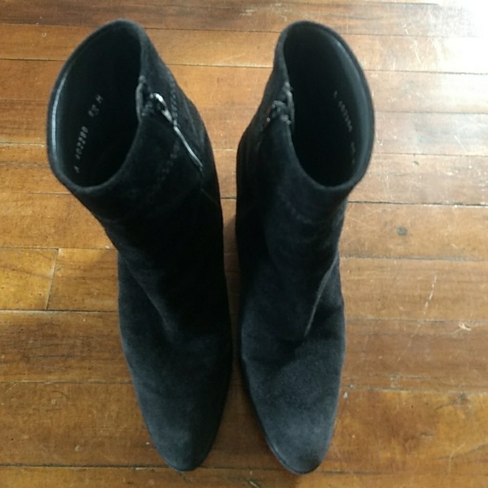 Black suede platform ankle boots - Picture 2 of 5